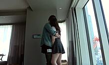 एशियाई शौकिया जोड़े ने बिना बालों वाली लड़की के साथ एक गर्म बेयरबैक पोर्न वीडियो में चुदाई की